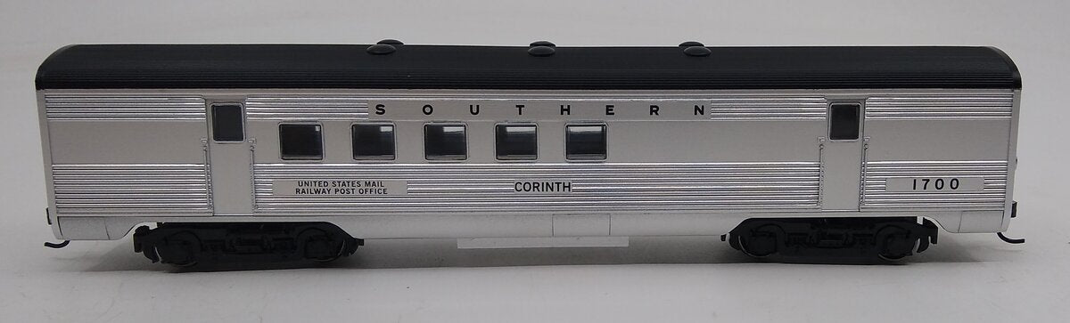 Athearn 79052 HO Scale Southern "Corinth" Streamline RPO Car #1700