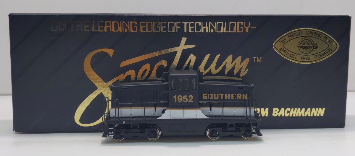 Bachmann 80013 Southern Railway GE 44-Ton Switcher #1952