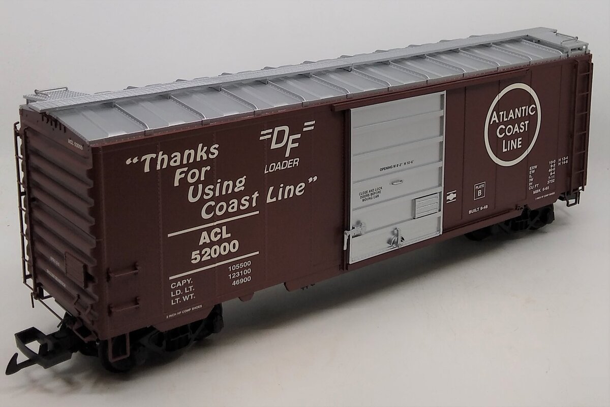 USA Trains R19211B G Atlantic Coast Line 40 Ft. PS-1 Simulated Steel Box Car