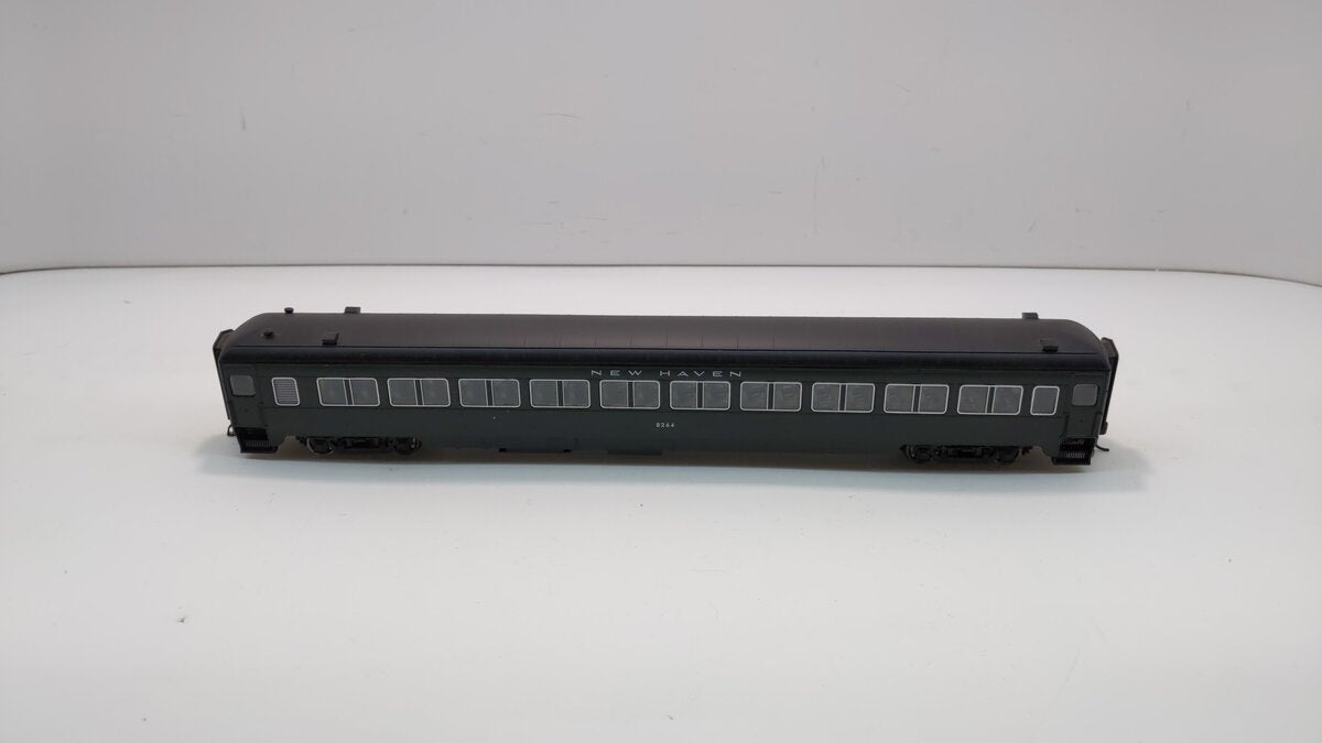 Rapido Trains 109015 HO New Haven 10-Window Coach Phase II #8264