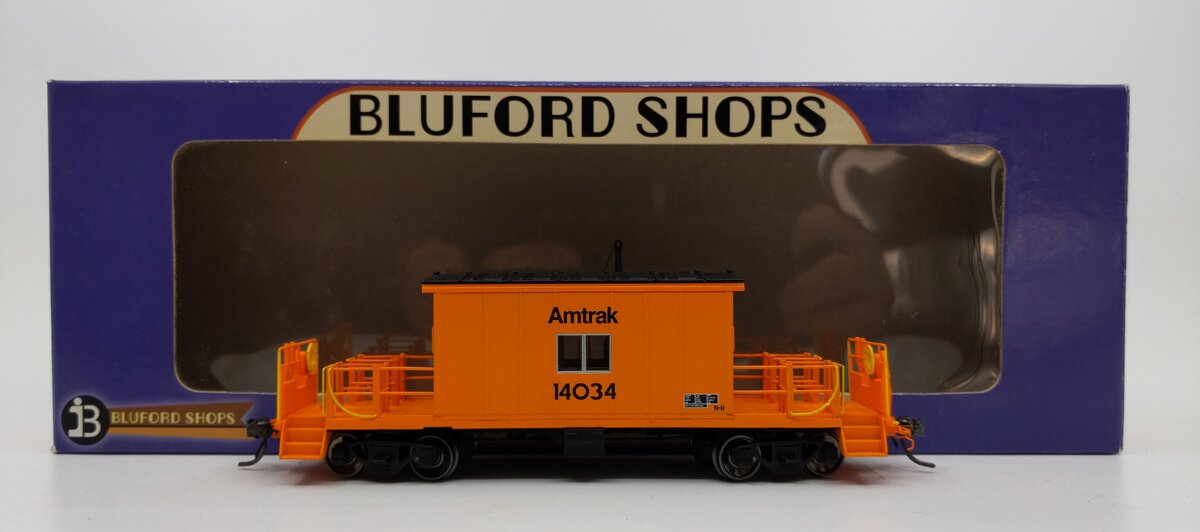 Steel Transfer Caboose w/Short Roof - Ready to Run