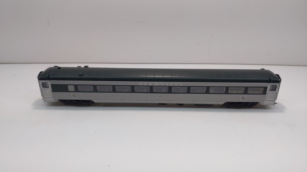 Rapido Trains 17001 HO New Haven Pullman-Bradley Stainless Steel Coach #8600