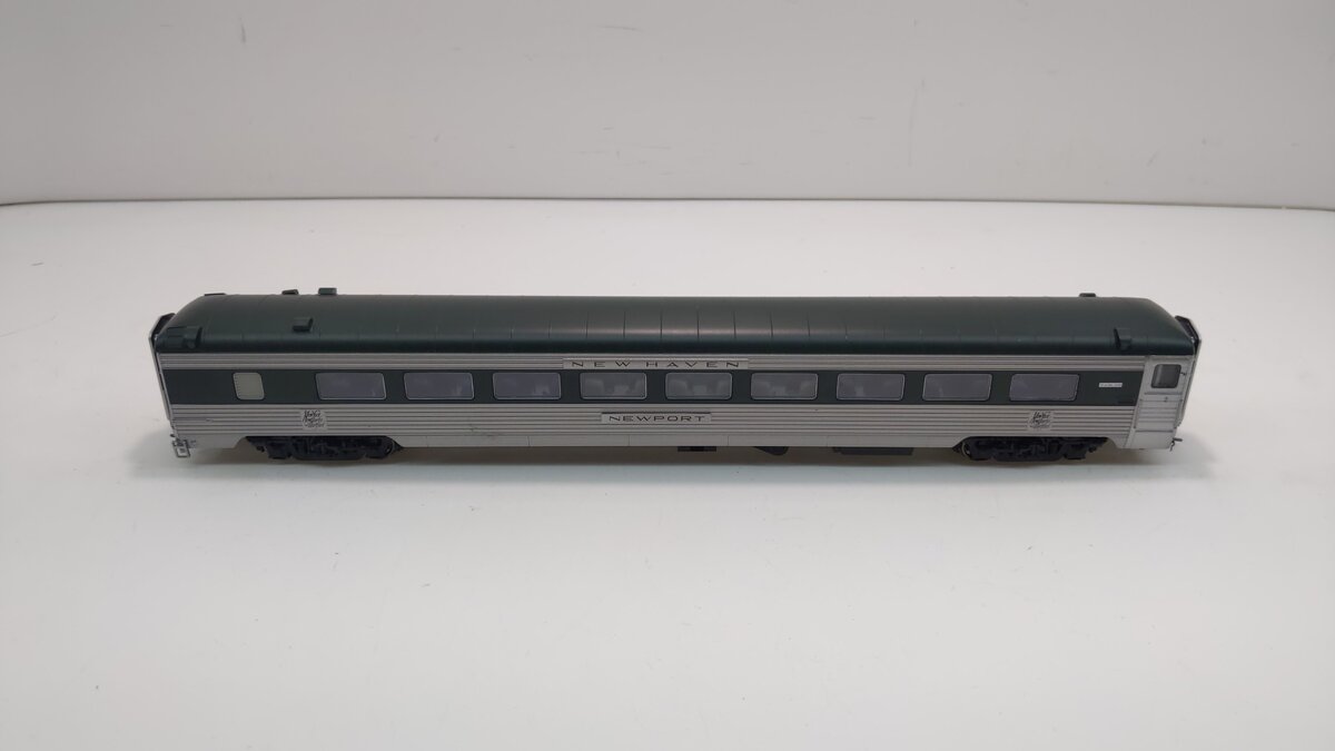 Rapido Trains 17106 HO New Haven "Newport" 36-Seat Parlor Car