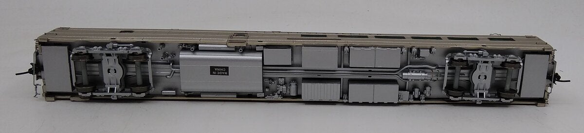 Broadway Limited 1506 HO Silver Western Pacific Zephyr 48-Seat Dining Car # 841