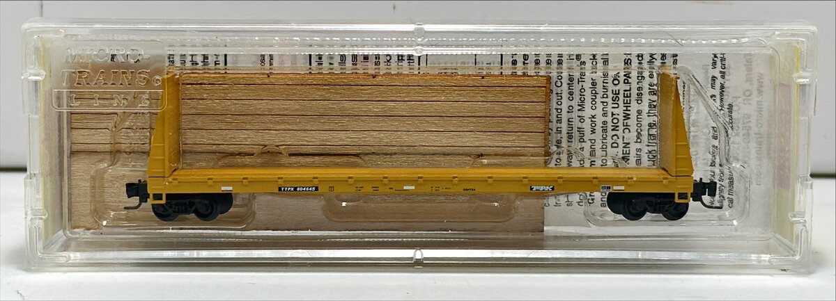 Micro-Trains 52700082 Z TTX Co. 60' Bulkhead Flatcar w/Load #804645