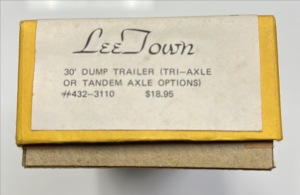 Lee Town 432-3110 HO Scale 30' Dump Trailer Kit (Tri-Axle or Tandem Axle Option