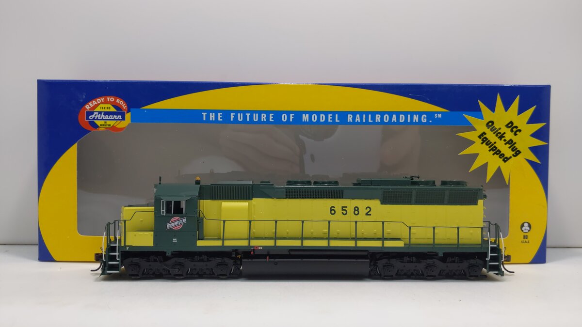 Athearn 95394 HO Chicago & North Western/Zito RTR SD45 Diesel Locomotive #6582