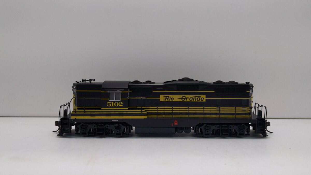 Bachmann 62412 HO Denver & Rio Grande Western EMD GP7 Diesel Loco #5102 w/ DCC