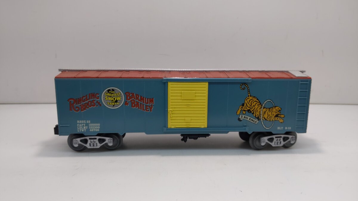 Williams 47077 Ringling Circus 40' Tiger Boxcar #32