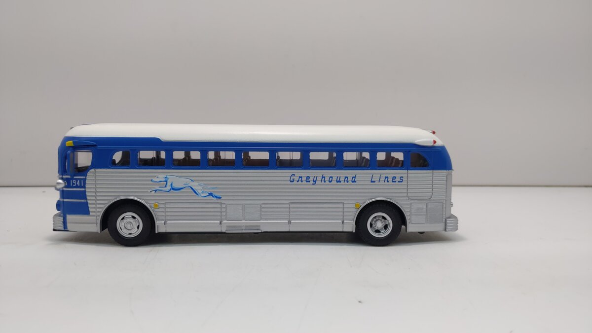 MTH 30-50116 O Joplin RailKing Greyhound Diecast Bus