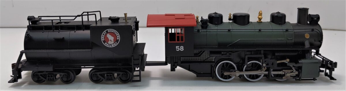 Bachmann 50709 HO GN USRA 0-6-0 Steam Locomotive with Vanderbilt Tender #58