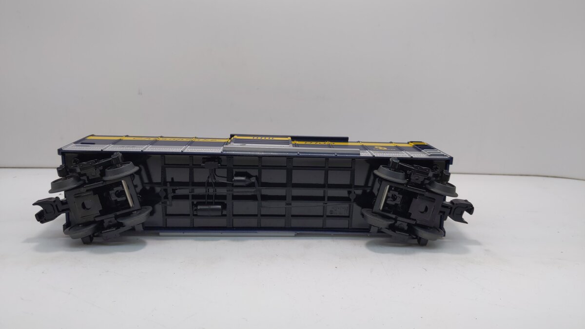 MTH 30-74680 O C&O Rounded Roof Box Car #375