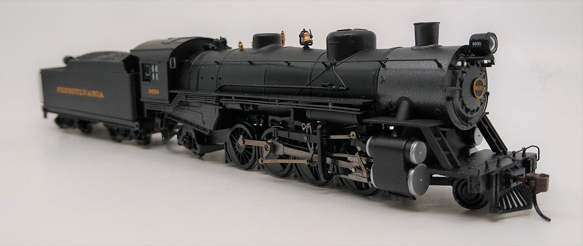 Bachmann 54303 HO Pennsylvania 2-8-2 Mikado w/Medium Tender w/Sound & DCC #9630