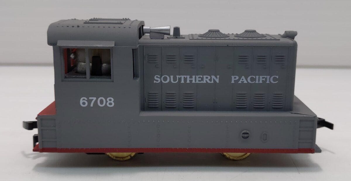 Model Power 6708 HO Scale SP Porter Hustler #6708
