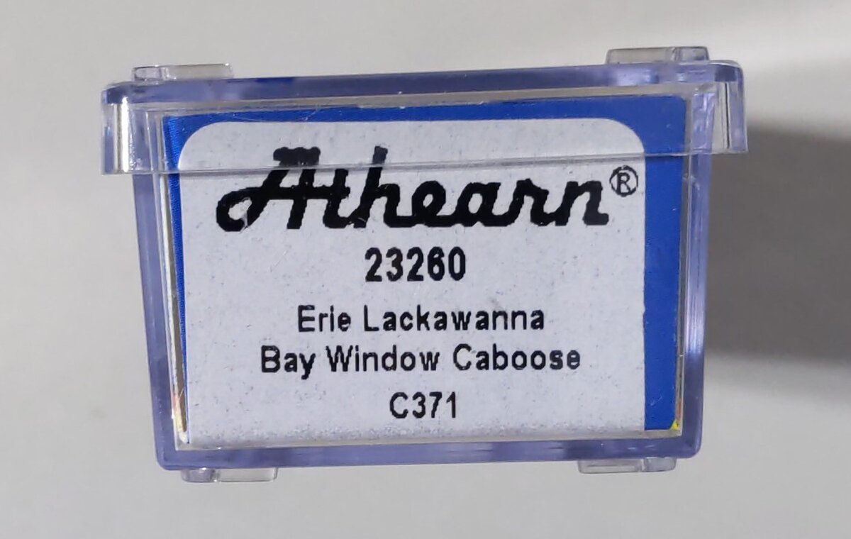 Athearn 23260 N Erie Lackawanna Bay Window Caboose #C-371
