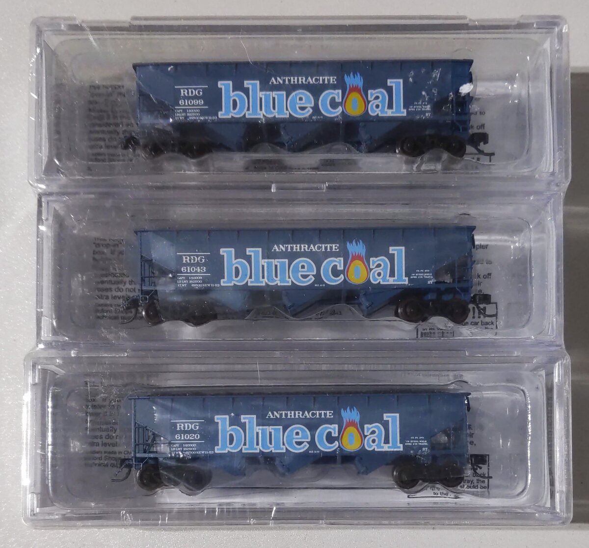 Bluford Shops 73583 N Scale Blue Coal 3-Bay Offset Side Hoppers 3-Pack