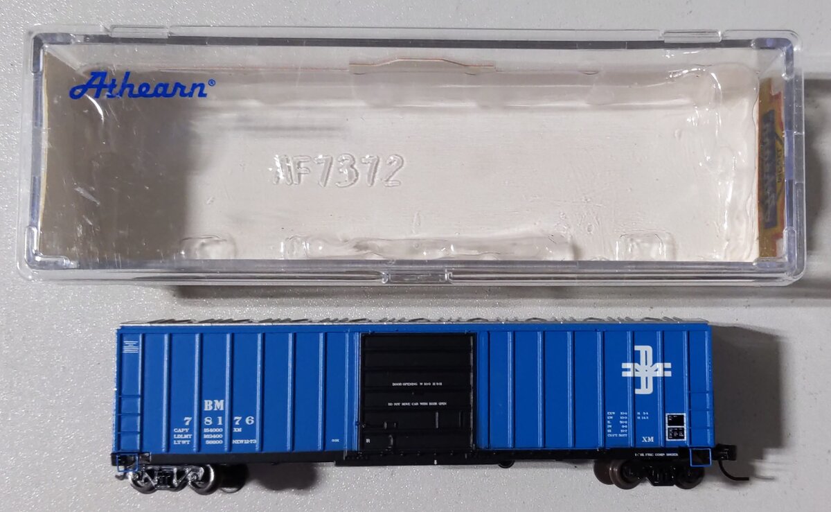 Athearn 12106 N Scale Boston & Maine 50' SIECO Boxcar #78176