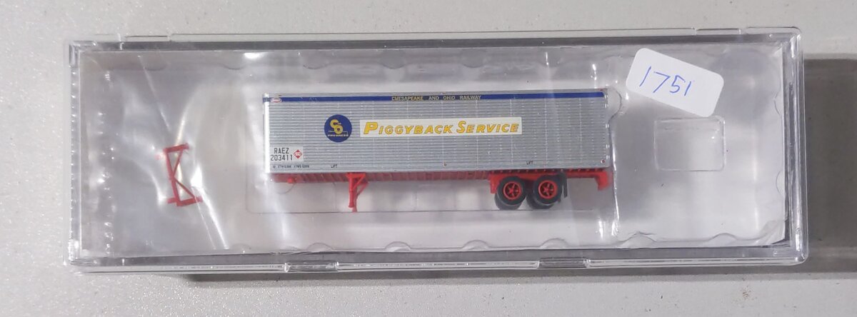 Trainworx Inc. 40226-04 N Scale Chesapeake & Ohio 40' Corrugated Van #203411