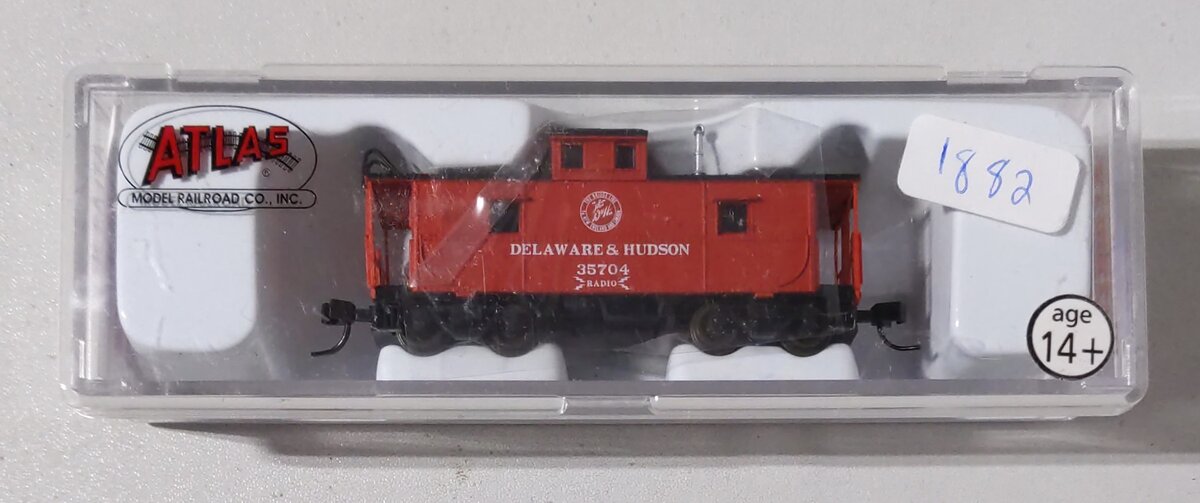 Atlas 39820 N Scale D&H C&O-Type Caboose #35704