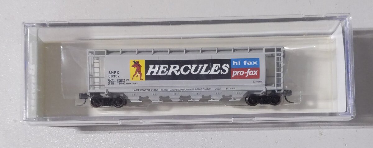 Bowser 37690 N Hercules 6-Bay Cylindrical Covered Hopper Executive Line #60302
