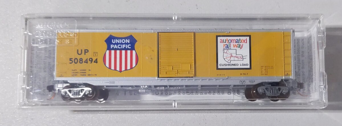 Micro-Trains 07700090 N Union Pacific 50' Standard Single Door Boxcar #508494