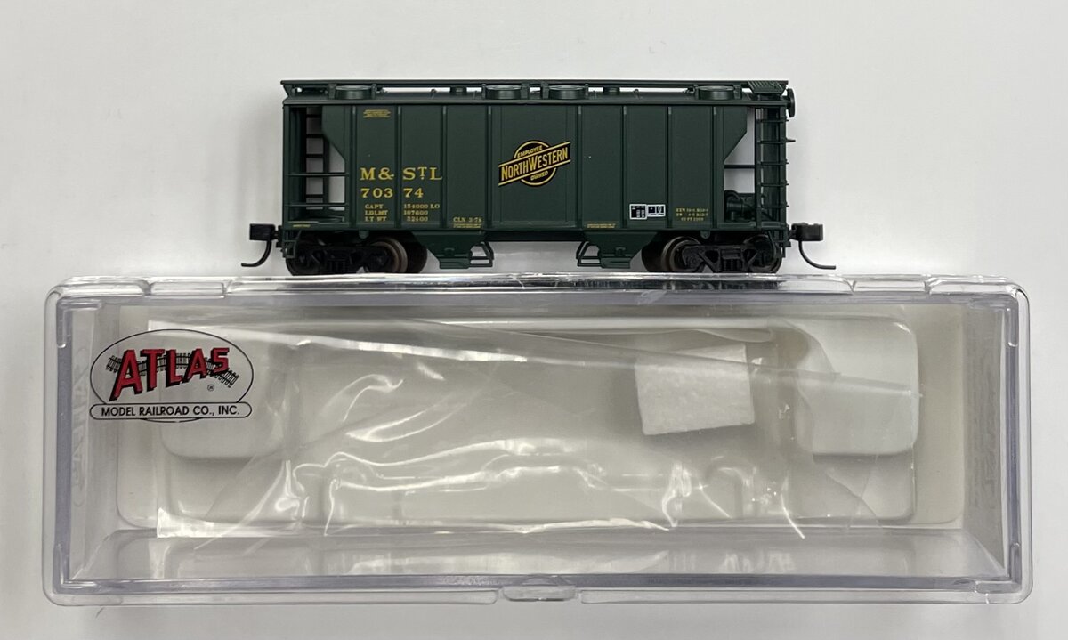 Atlas 31807 N Scale C&NW/M&StL PS2 Covered Hopper #70374