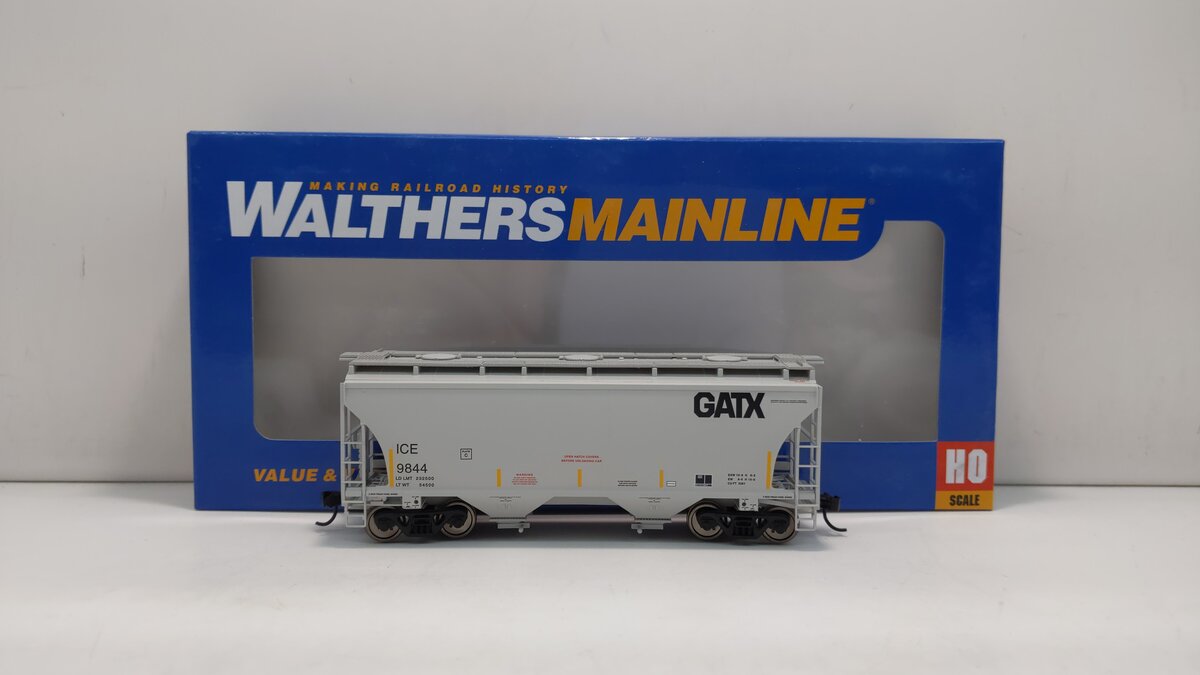 Walthers 910-7560 HO IC&E 39' Trinity 3281 2-Bay Covered Hopper #9844