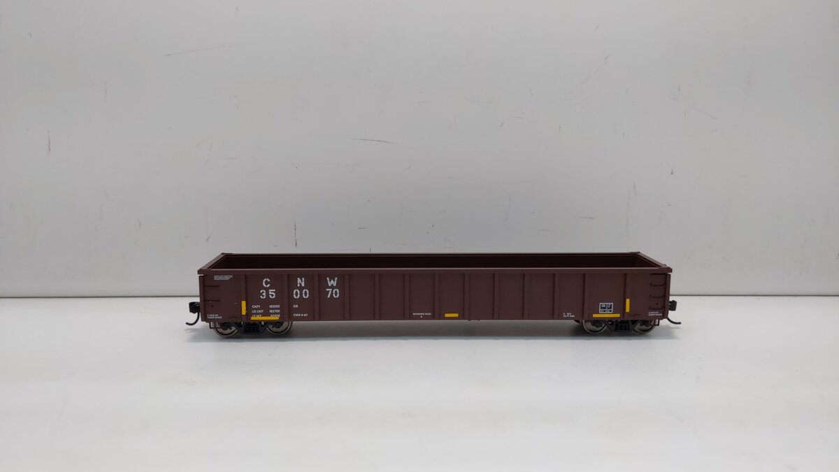 Walthers 910-6235 HO Chicago North Western 53' Railgon Gondola #350070