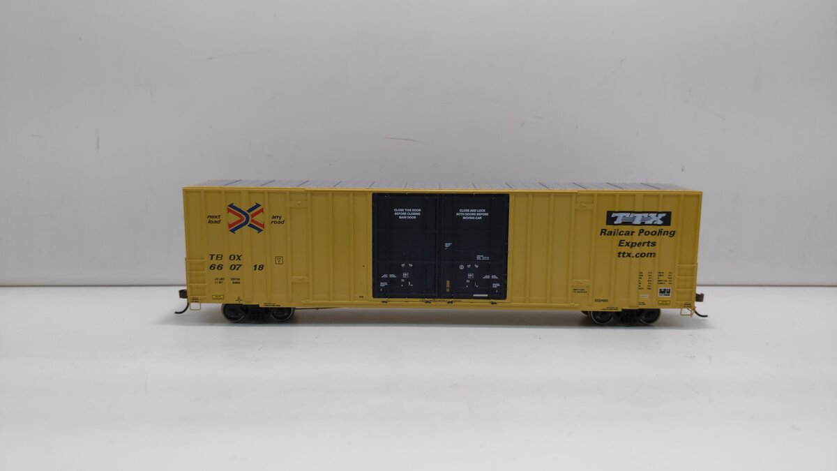 Athearn 75250 HO Scale RBOX/TTX 60' Gunderson Boxcar #660718