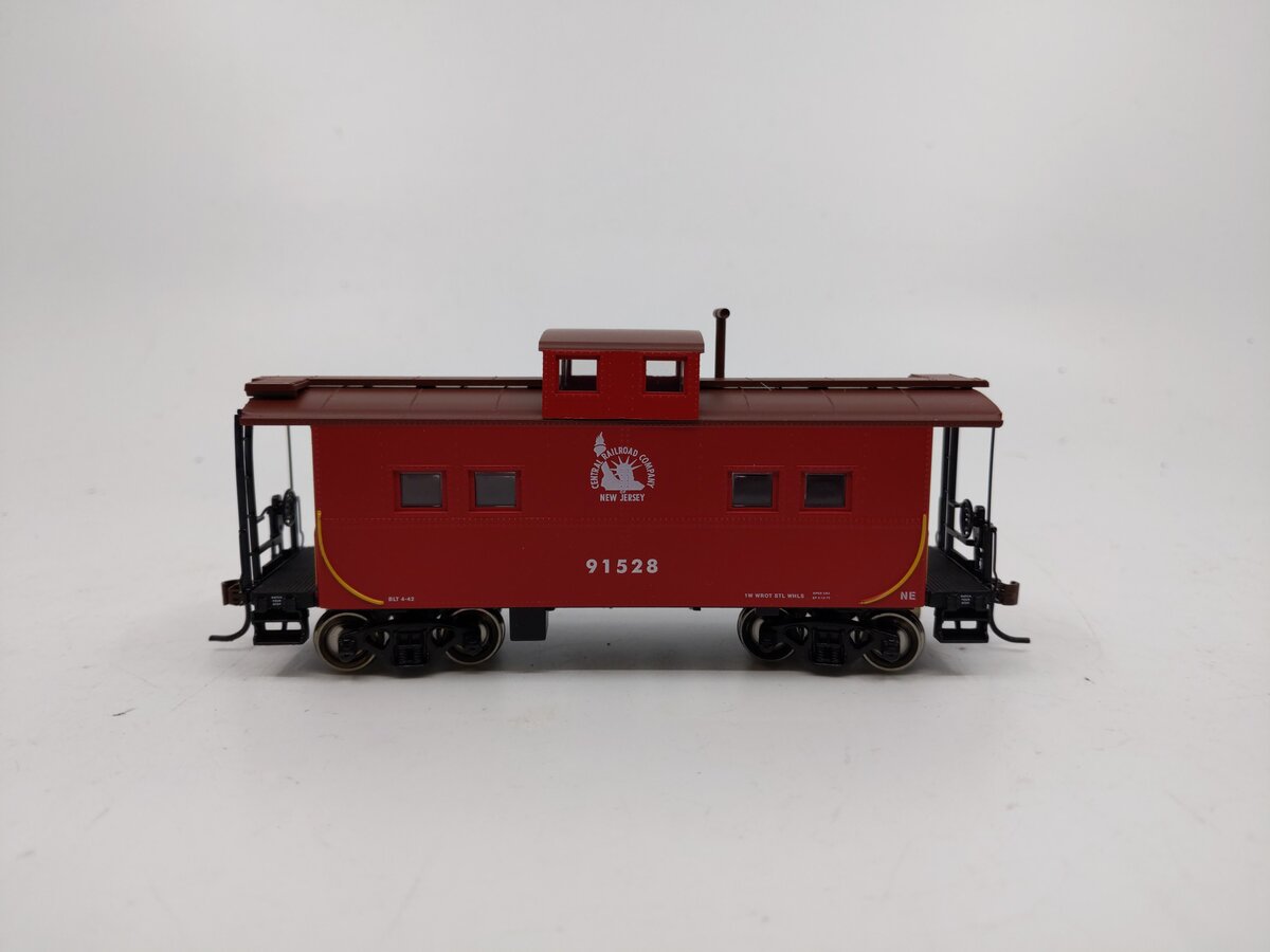 Athearn 74334 HO CNJ Eastern 4-Window Caboose #91528