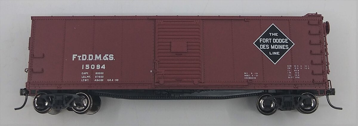 Atlas 6416-2 HO Fort Dodge/Des Moines & Southern USRA Steel Boxcar  #15094