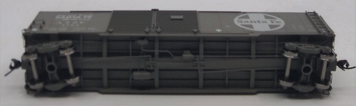 Walthers 920-101663 HO Santa Fe 50' AAR Double-Door Express Boxcar RTR #4224
