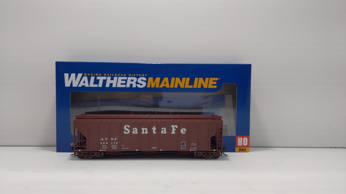 Walthers 910-7451 HO Santa Fe 54' P-S 4427 CD 3-Bay Covered Hopper #302170