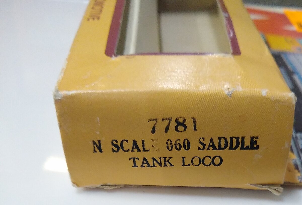 Life Like 7781 N Atchison, Topeka & Santa Fe 0-6-0 Saddle Tank Locomotive