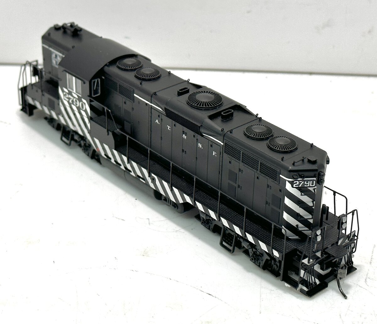 Proto 2000 23043 HO AT&SF EMD GP7 Phase II Diesel Loco w/Dynamic Brakes #2790