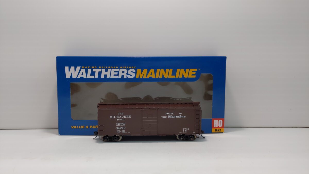Walthers 910-1404 HO Milwaukee Road 40' PS-1 Boxcar Ready to Run #35050