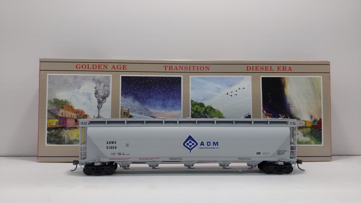 Walthers 932-5801 HO Scale ADM Plug Door Covered Hopper Kit #51059