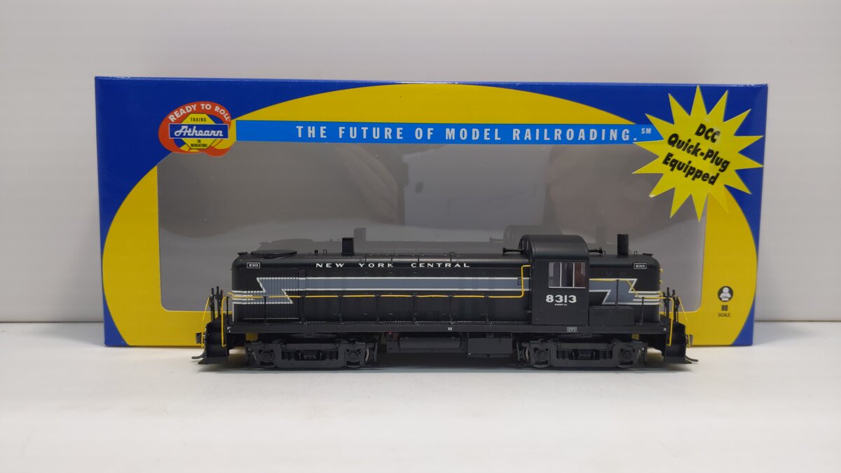 Athearn 96756 HO New York Central Ready to Run RS-3 Diesel Locomotive #8313