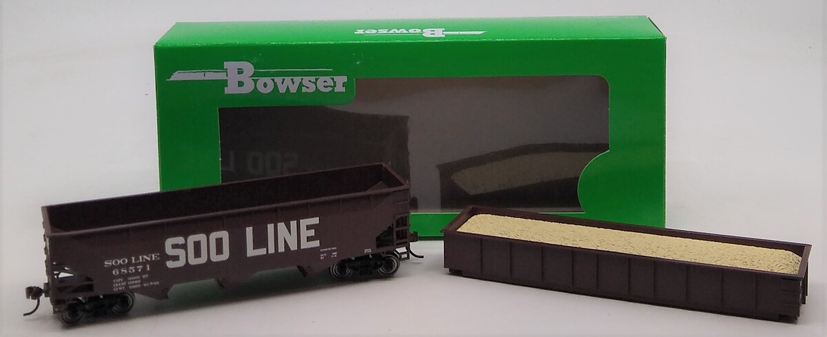 Bowser 60220 HO SOO Line 70 Ton Wood Chip Hopper Car Kit #68571