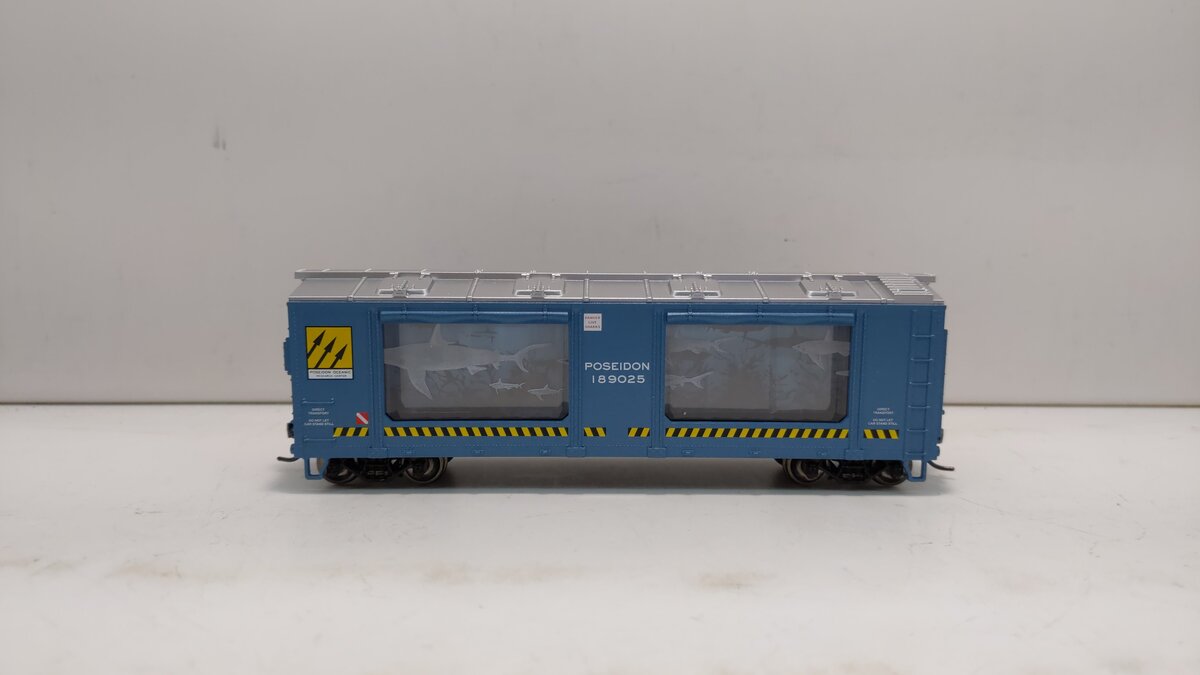 MTH 81-99007 HO Scale Poseidon Shark Operating Action Car #189025