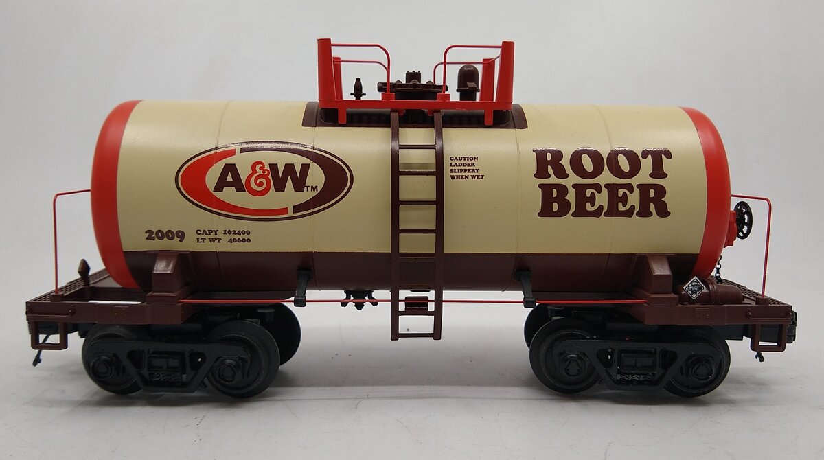 MTH 20-96180 A&W Rootbeer 8000 Gallon Tank Car