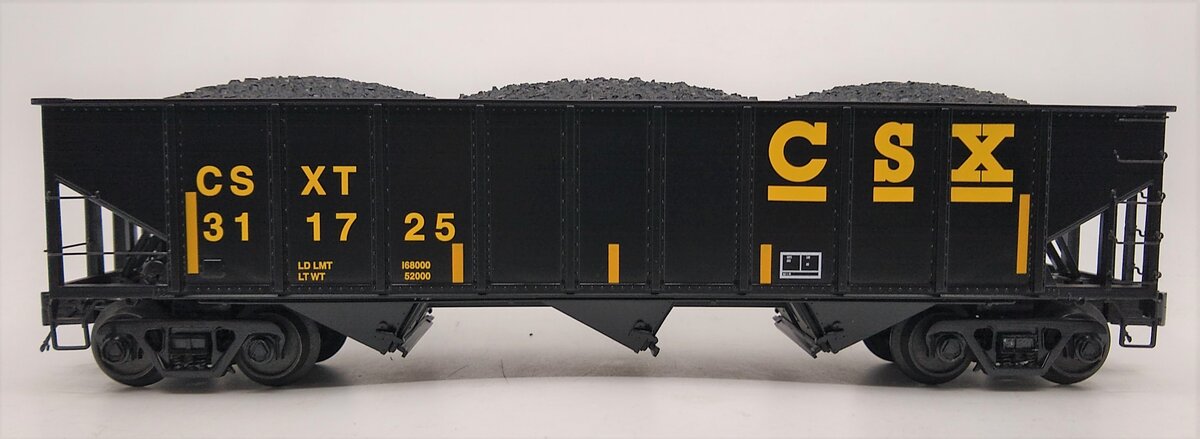 MTH 20-97738 O CSX 70-ton 3-Bay Hopper w/ Coal Load #311725