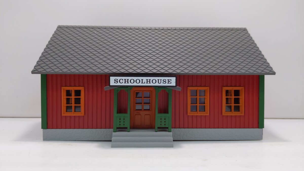 MTH 30-90465 O Assembled Country School House