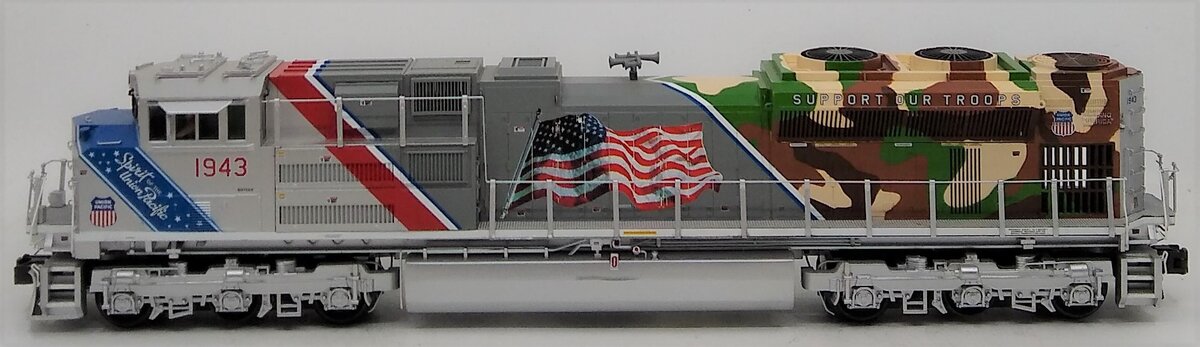 MTH 20-20953-1 Union Pacific (UP Spirit) SD70ACe Diesel Engine #1943 w/ PS3