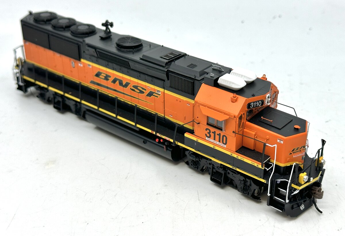 Athearn G65705 HO Scale BNSF GP50 Phase 2 GP25 Diesel Locomotive #3110