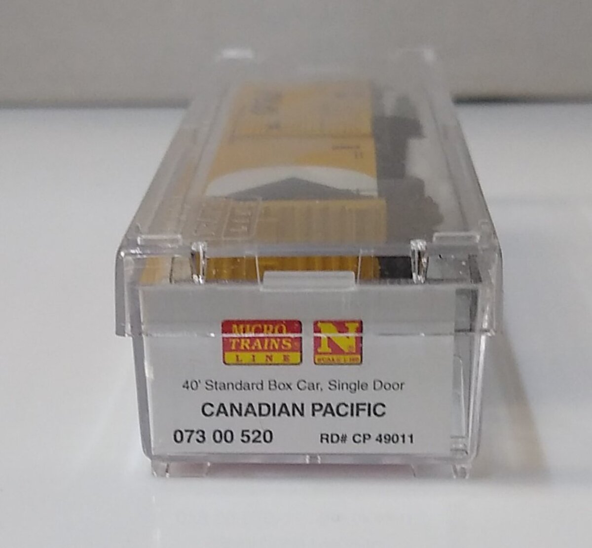 Micro-Trains 07300520 N Canadian Pacific 40' Standard Single Door Boxcar #49011