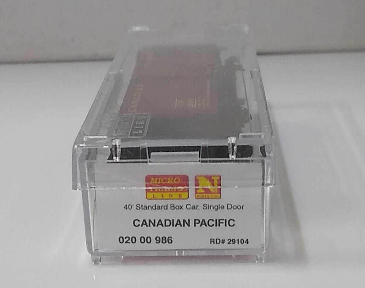 Micro-Trains 02000986 N Canadian Pacific 40' Standard Single Door Boxcar #29104