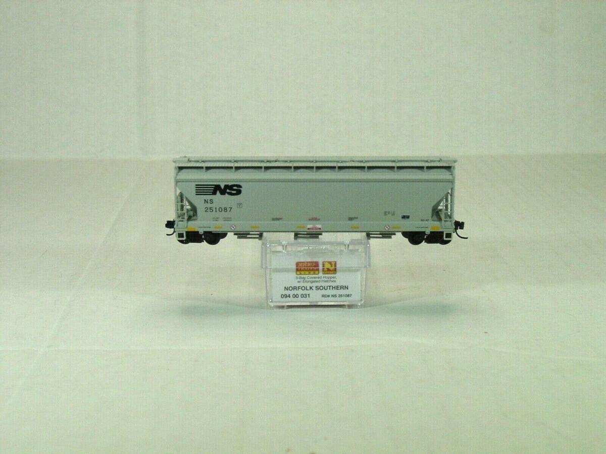 Micro-Trains 09400031 N Norfolk Southern 3-Bay Covered Hopper #251087