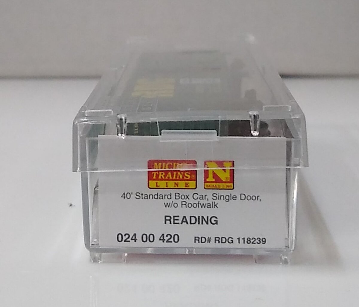 Micro-Trains 02400420 N Reading 40' Single Door Boxcar w/o Roofwalk #118239