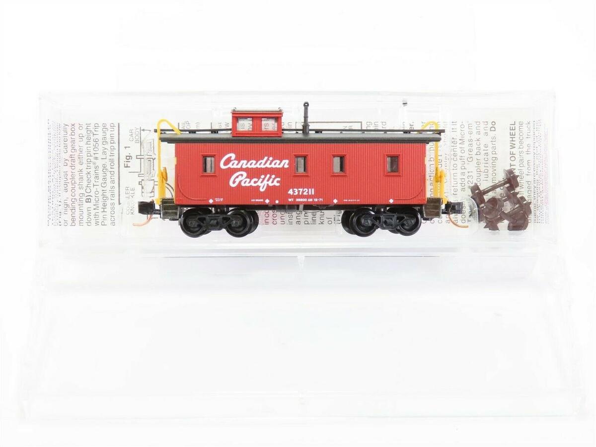 MicroTrains 05100240 CP 34' Wood Sheathed Caboose w/ Straight Cupola #437211